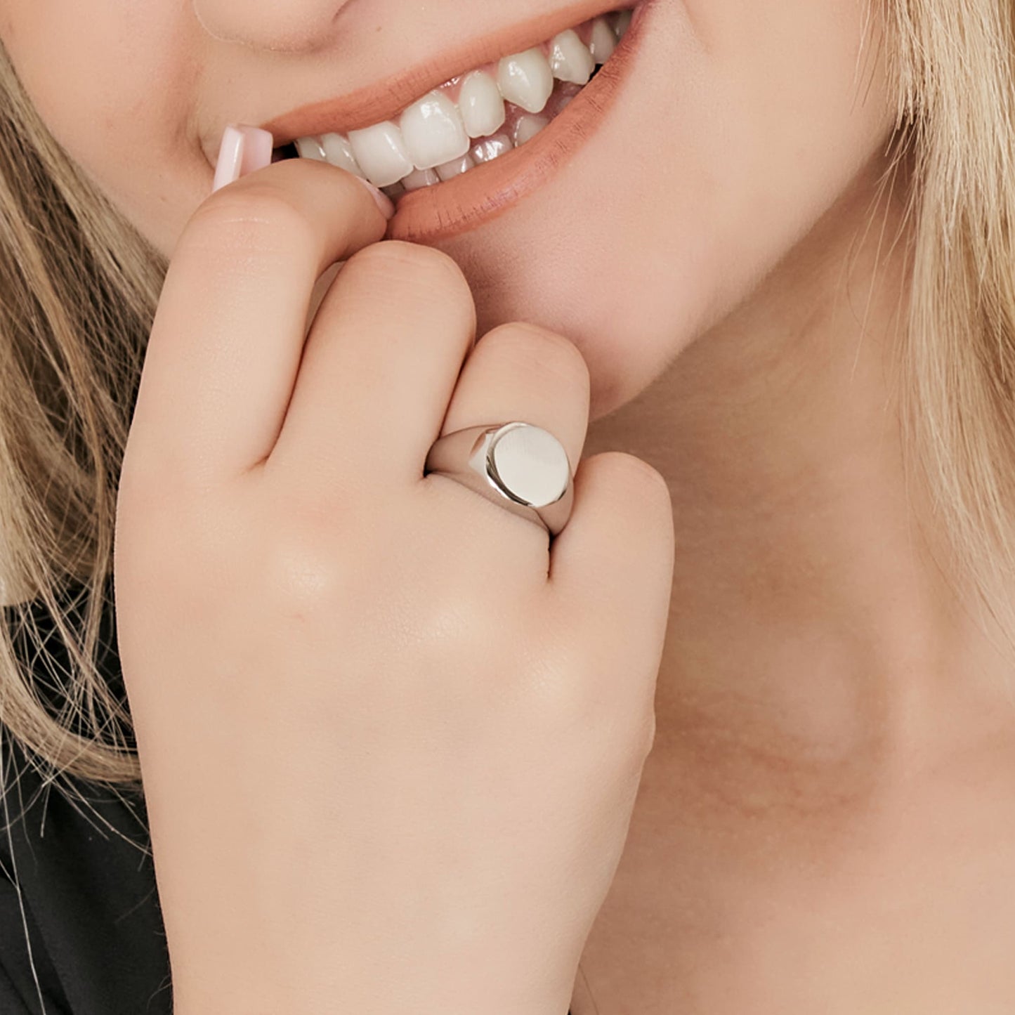 SIEGELRING AUS STAHL FÜR FRAUEN