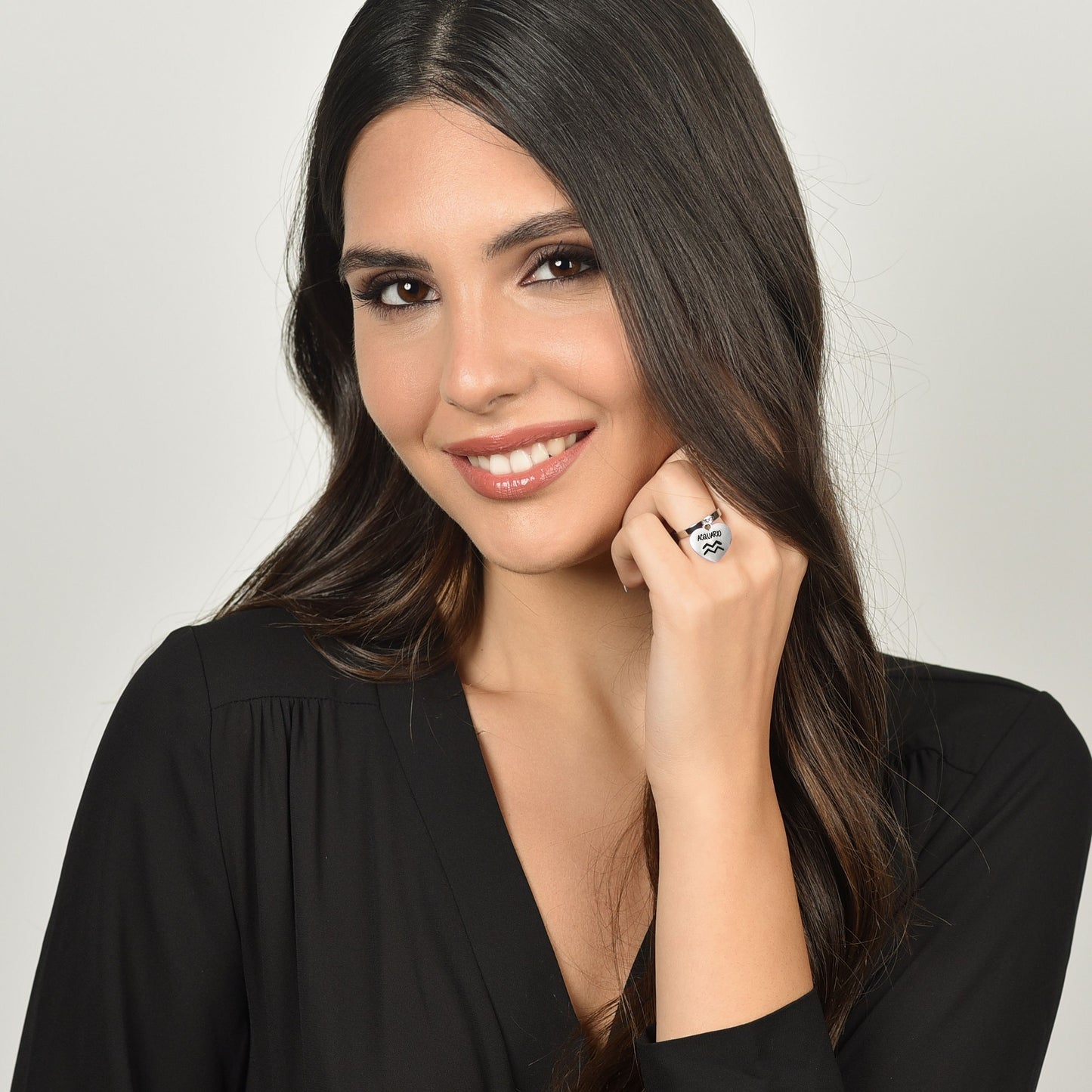 STAHL FRAU STERNZEICHEN WASSERMANN RING MIT HERZ