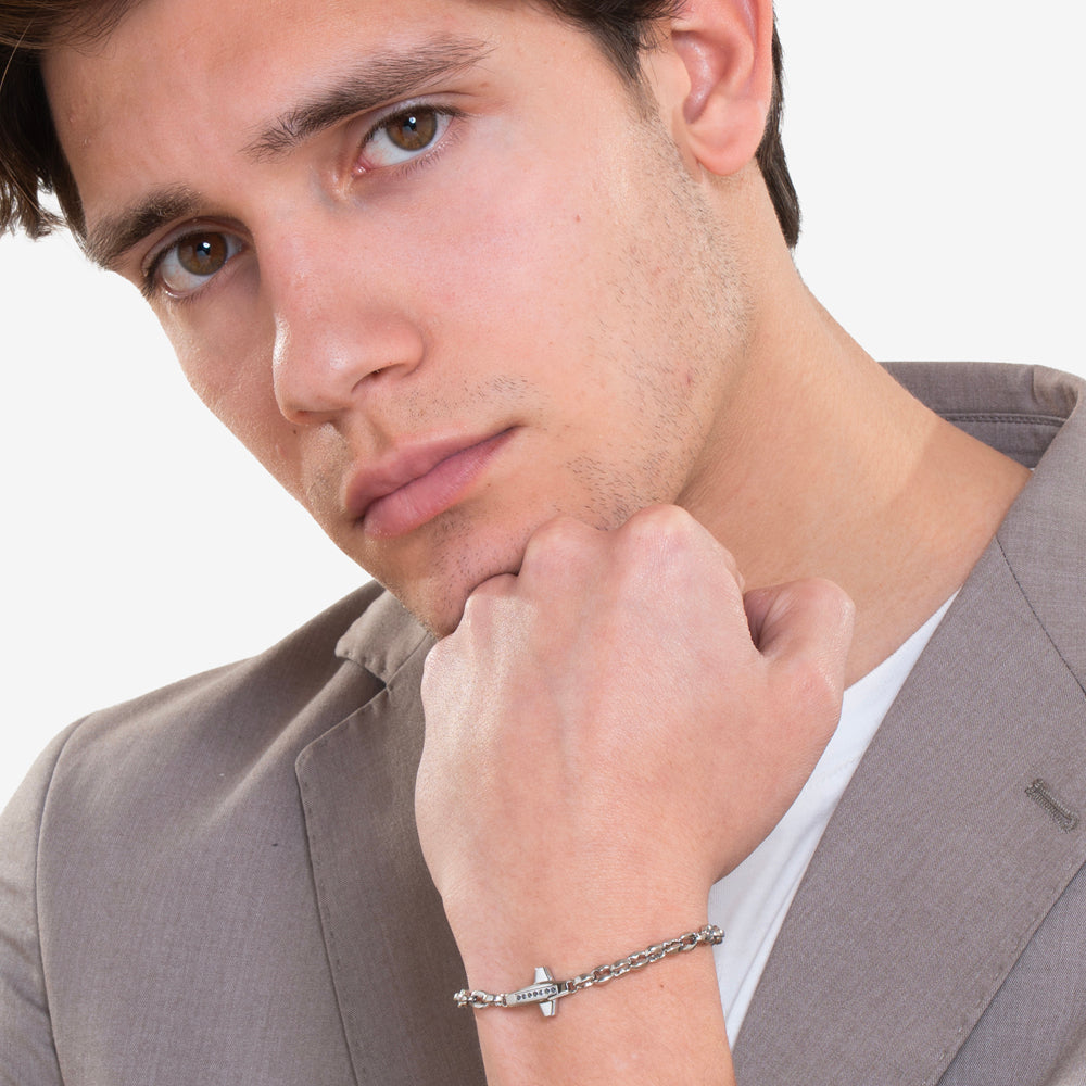 HERRENARMBAND AUS STAHL MIT KREUZ UND SCHWARZEM ZIRKONIUMDIOXID