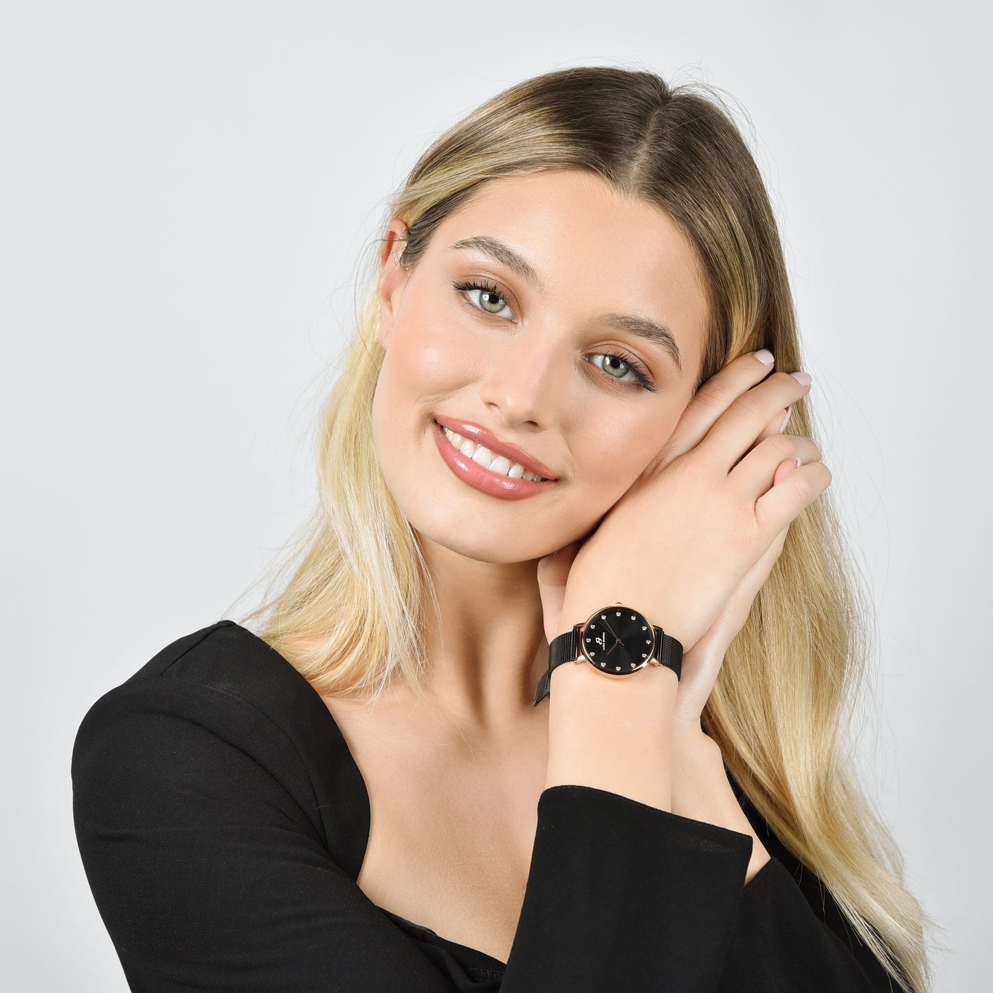 DAMENUHR MIT ROSA STAHLGEHÄUSE