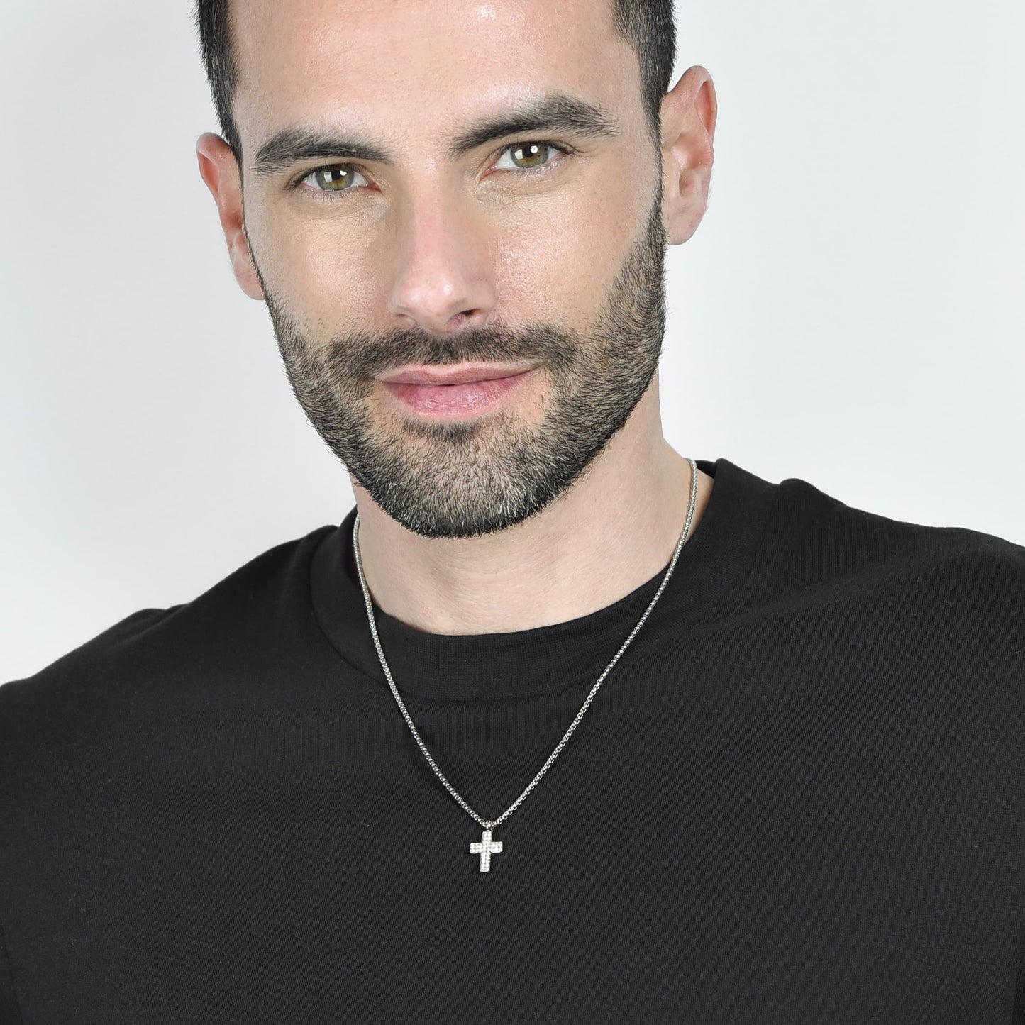 HERRENKETTE MIT KREUZ AUS STAHL UND WEISSEN KRISTALLEN