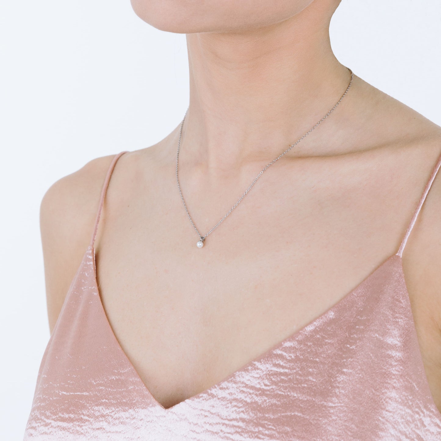 COLLANA DONNA IN ACCIAIO CON PERLA SINTETICA DA 4MM