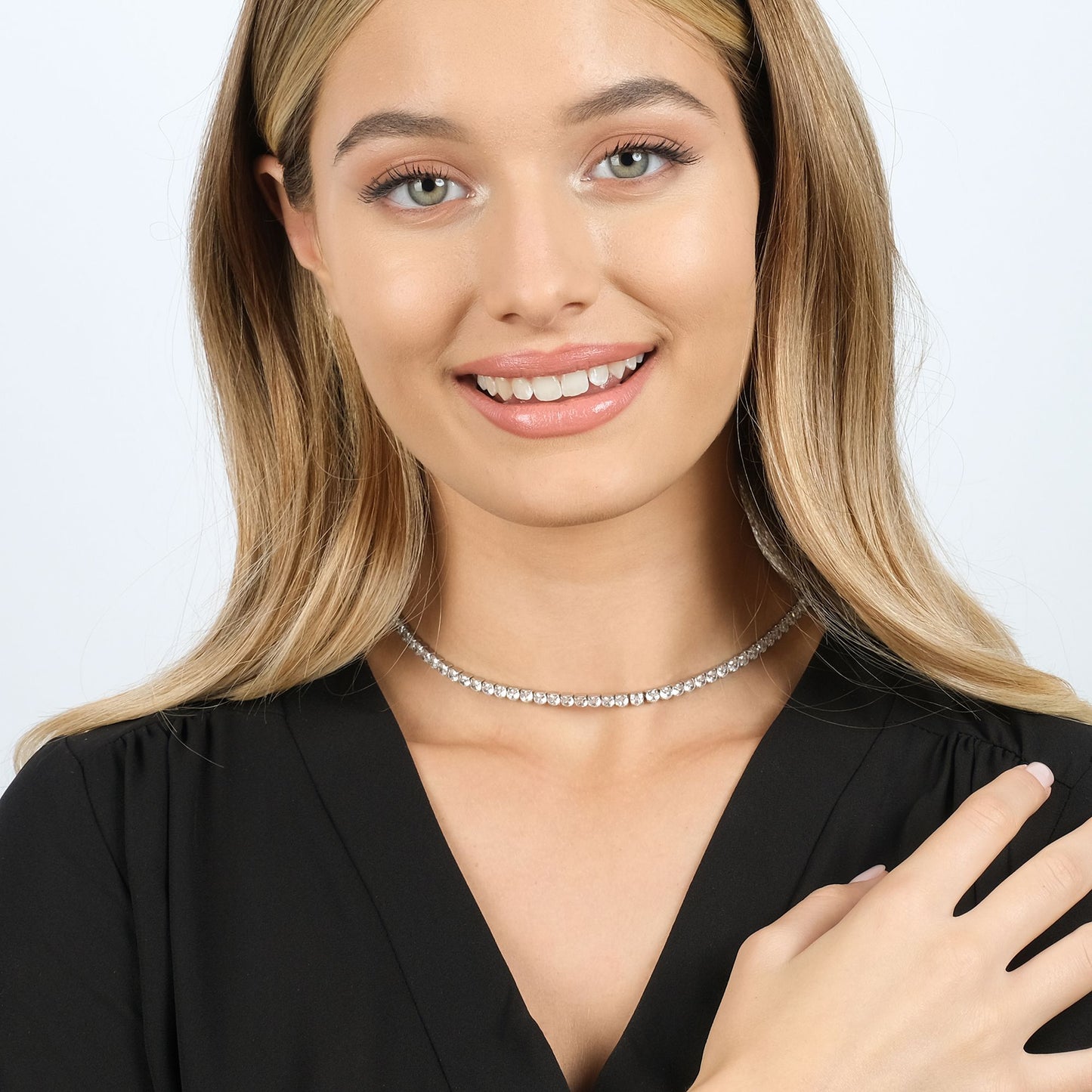 TENNIS-HALSKETTE AUS STAHL MIT 4 MM WEISSEN KRISTALLEN FÜR DAMEN