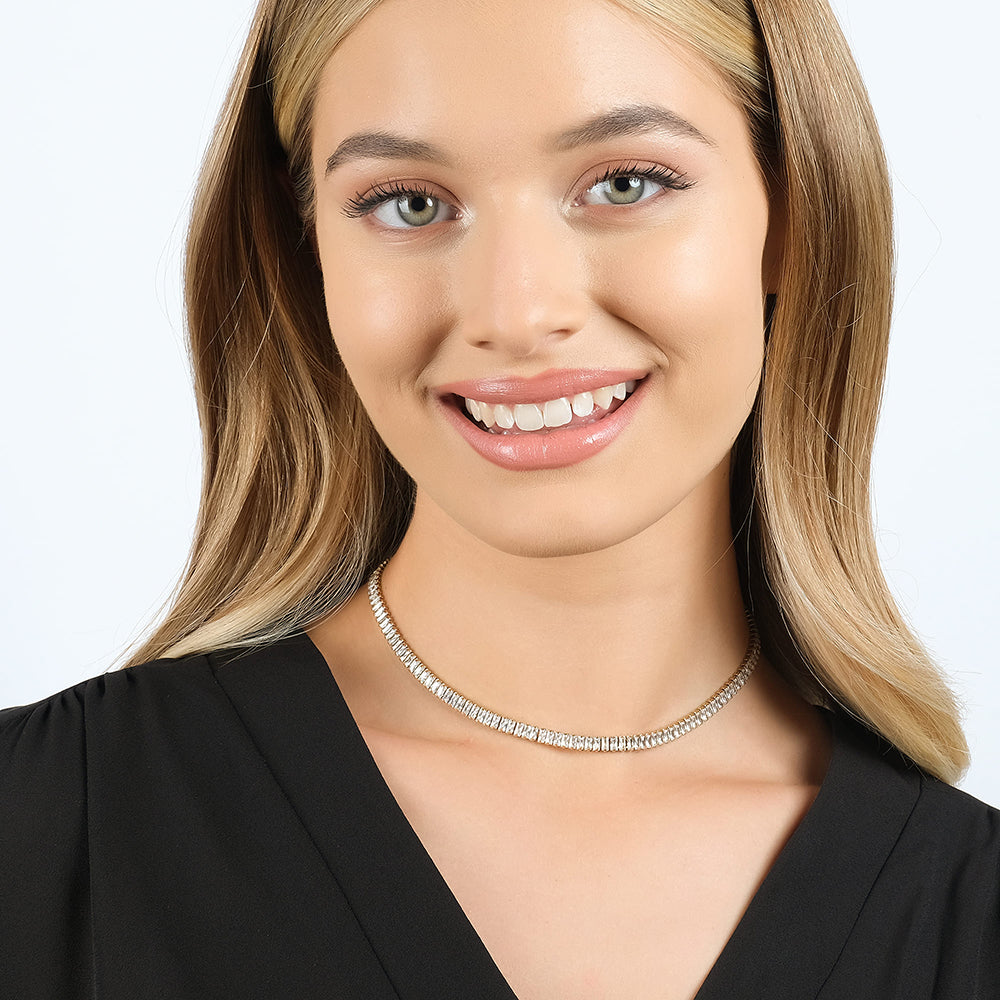 DAMEN-TENNIS-HALSKETTE AUS STAHL MIT WEISSEN BAGUETTE-KRISTALLEN