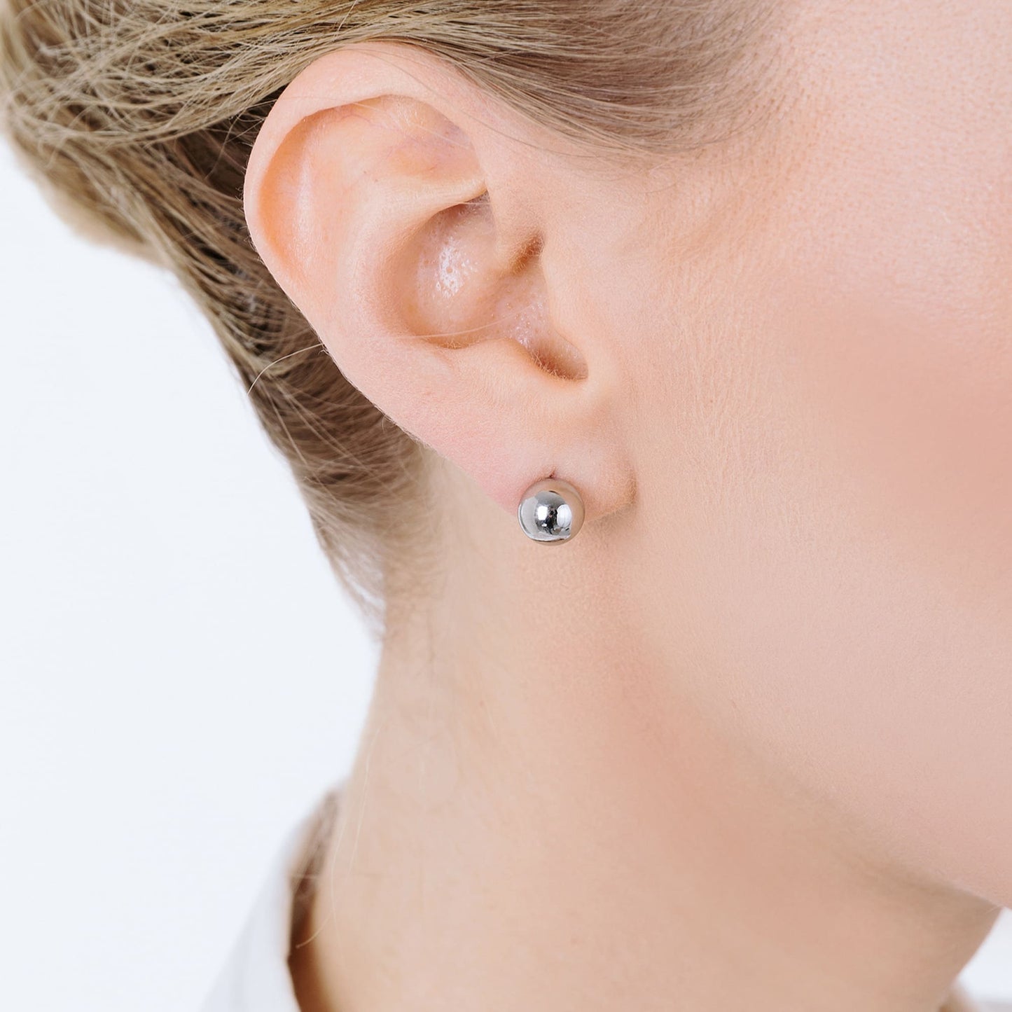 DAMEN-OHRRINGE AUS STAHL MIT KUGEL