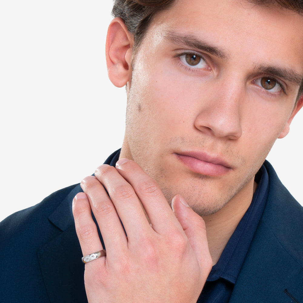 EHERING AUS STAHL FÜR DAMEN UND HERREN MIT WEISSEM UNENDLICHKEITSKRISTALL