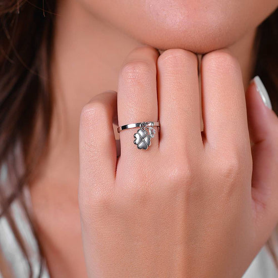 ANELLO DONNA IN ACCIAIO CON QUADRIFOGLIO E ZIRCONE BIANCO