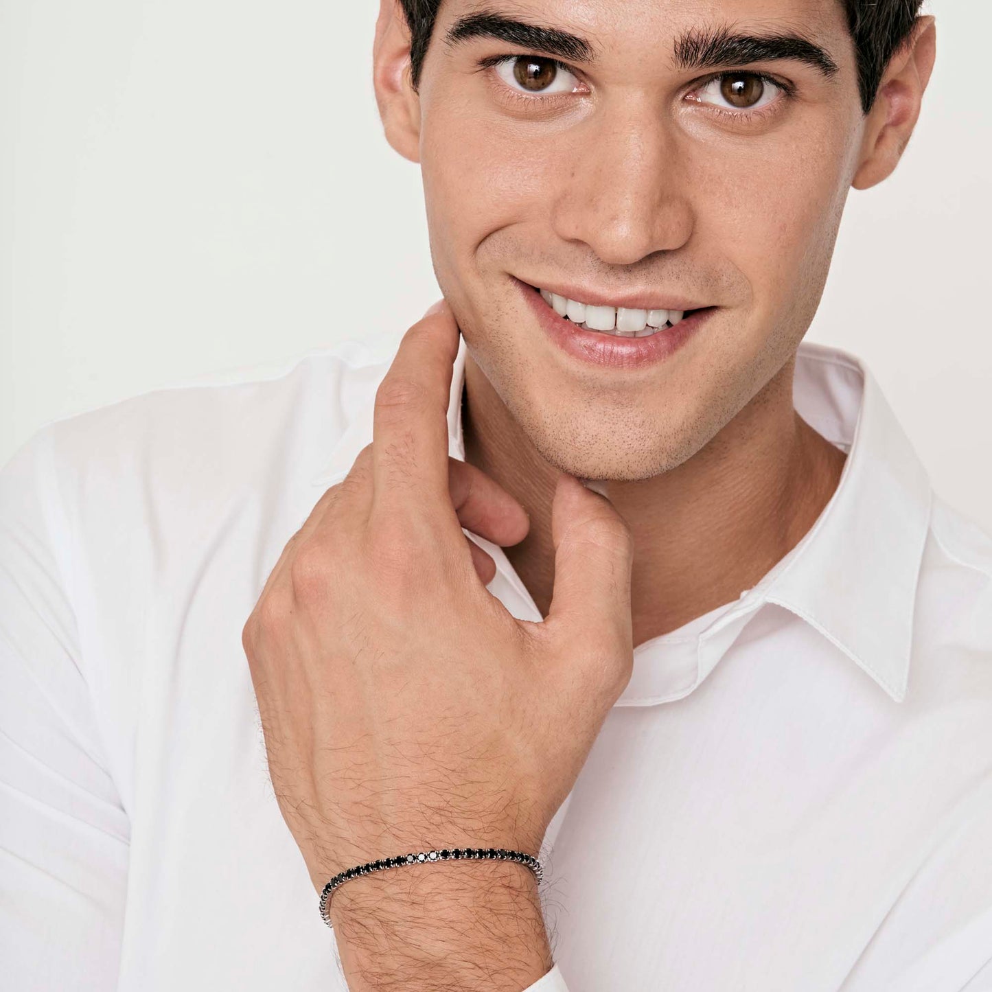 HERREN-TENNISARMBAND AUS STAHL MIT SCHWARZEN KRISTALLEN