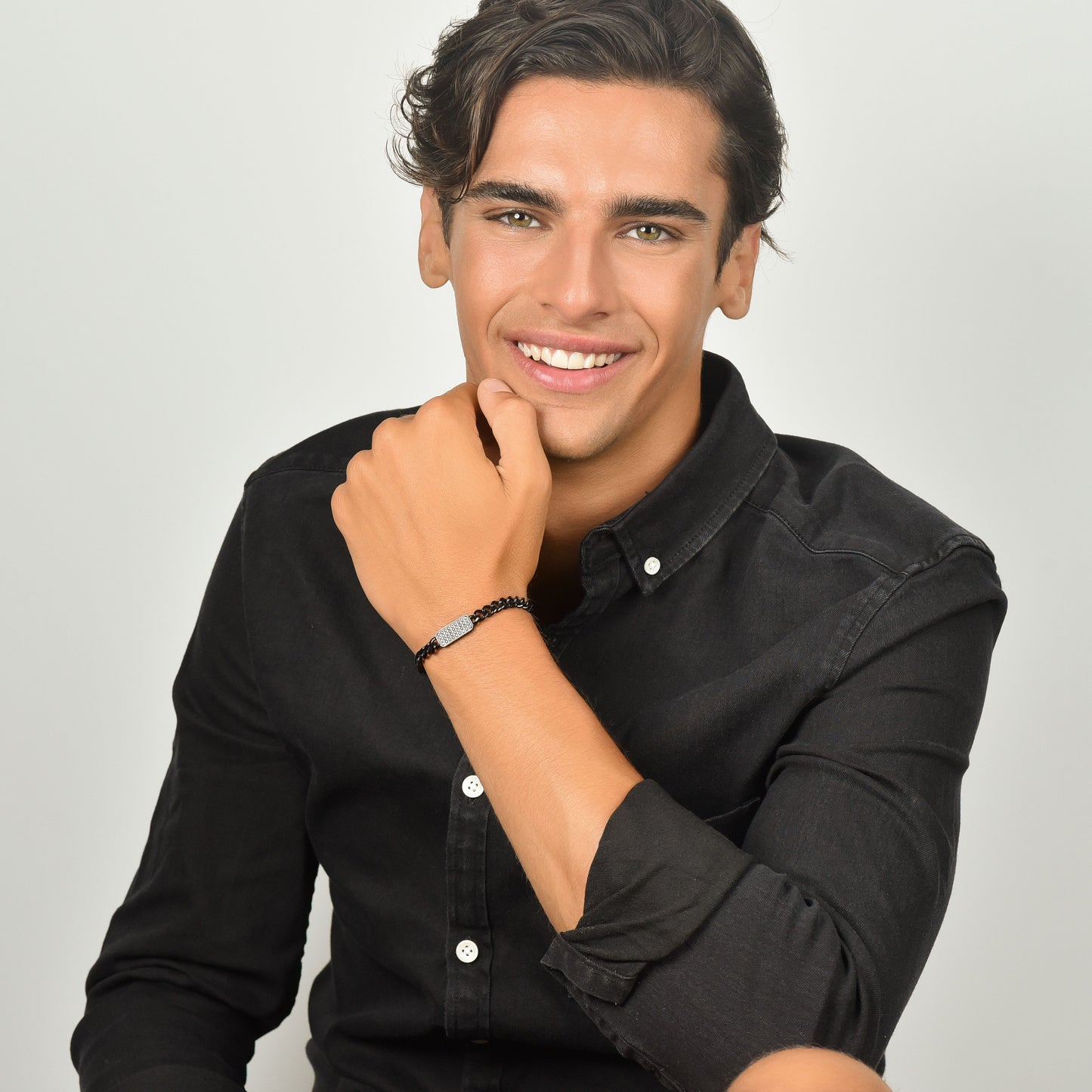 SCHWARZES IP-STAHL HERRENARMBAND MIT SCHWARZEM KRISTALLELEMENT