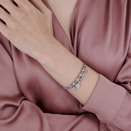 STAHLARMBAND MIT I LOVE YOU-ANHÄNGERN