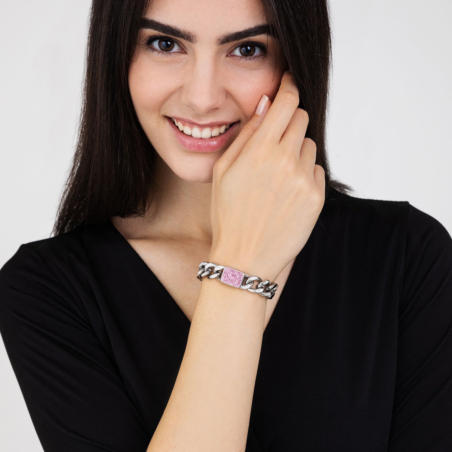 DAMENARMBAND AUS STAHL MIT FUCHSIAFARBENEN KRISTALLEN
