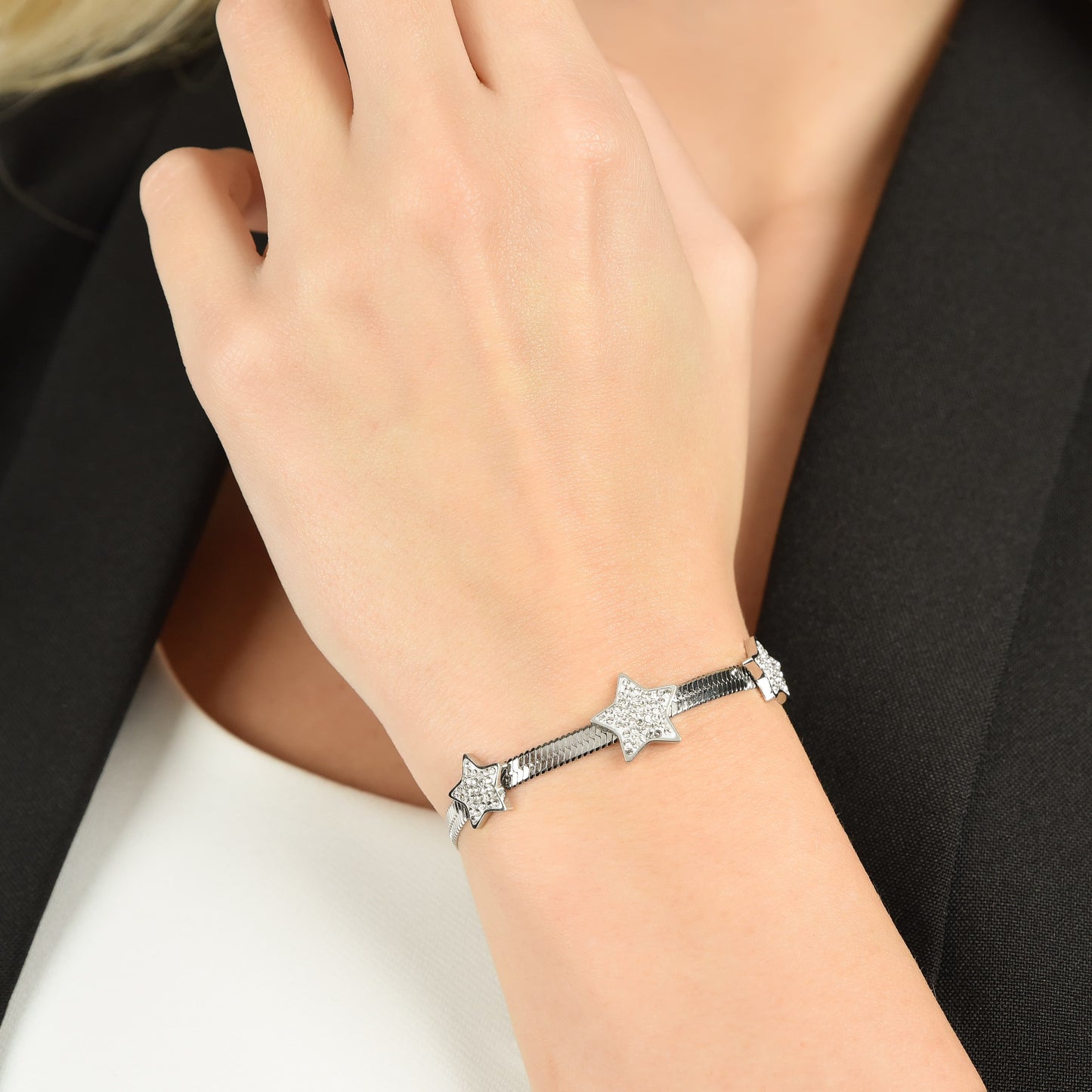 SCHLANGENSTAHL DAMENARMBAND MIT STERNEN MIT WEISSEN KRISTALLEN