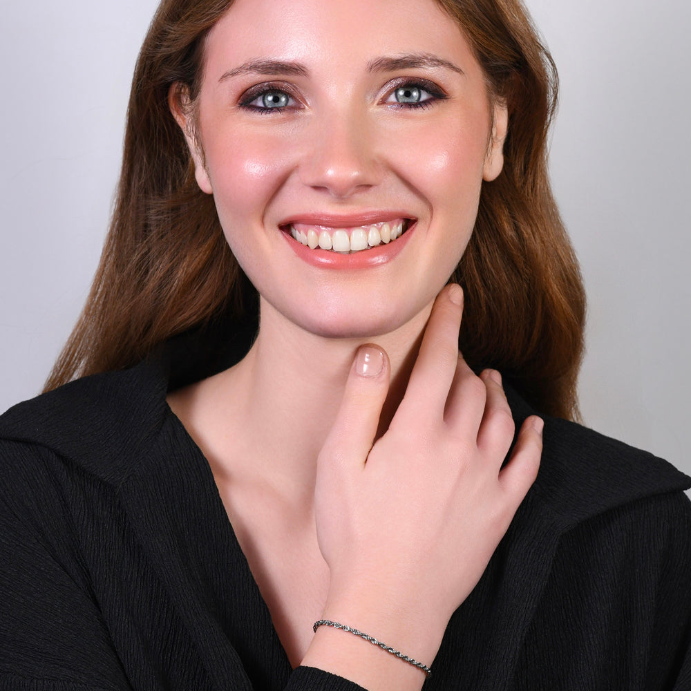 STAHLARMBAND FÜR FRAUEN