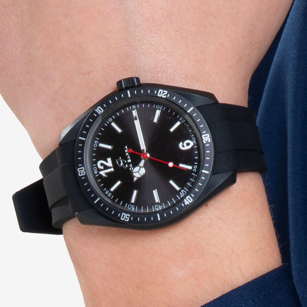 HERRENUHR AUS SCHWARZEM SILIKON