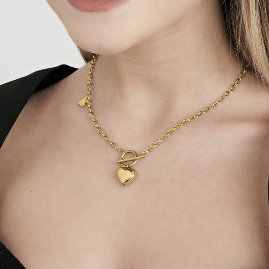 WOMAN'S IP GOLD NECKLACE WITH TBAR CLASURE AND HEART Luca Barra