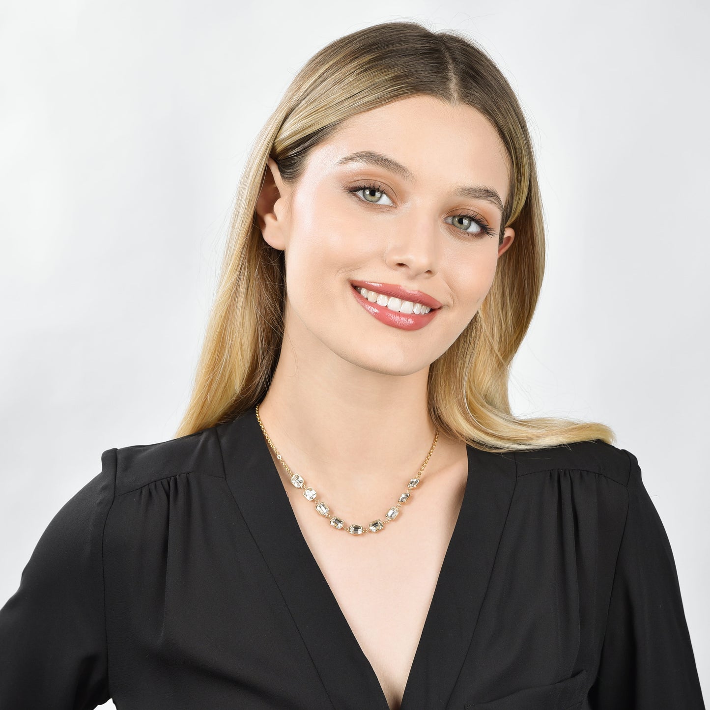 IP GOLD STAHL KETTE FÜR DAMEN MIT WEISSEN KRISTALLEN