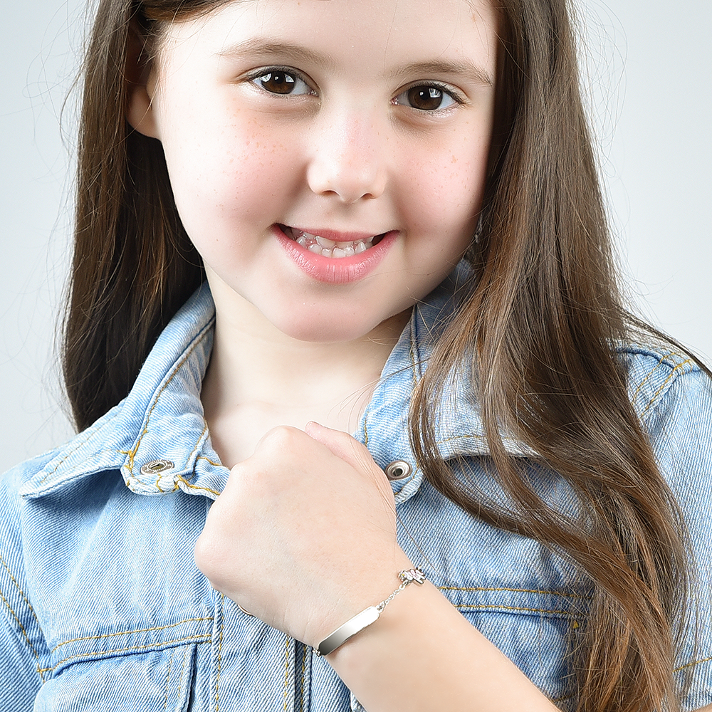 MÄDCHENARMBAND AUS STAHL MIT EINHORN